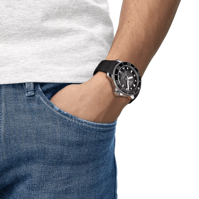 TISSOT天梭-Seastar 運動系列-T1206071744100-46mm